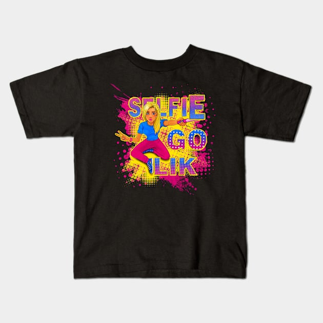 Selfiegolik Kids T-Shirt by Mukhadisow